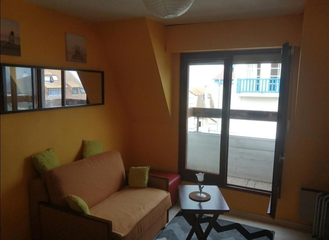 Apartment A 50 M De La Avec Wifi Et Netflix *